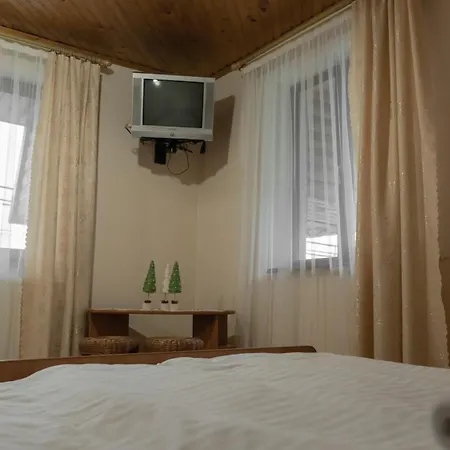 меридіан Hotel Yasinya