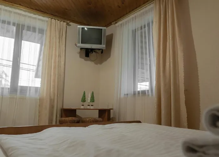 меридіан Otel Yasinya
